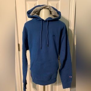 Champion hoodie men’s medium in blue